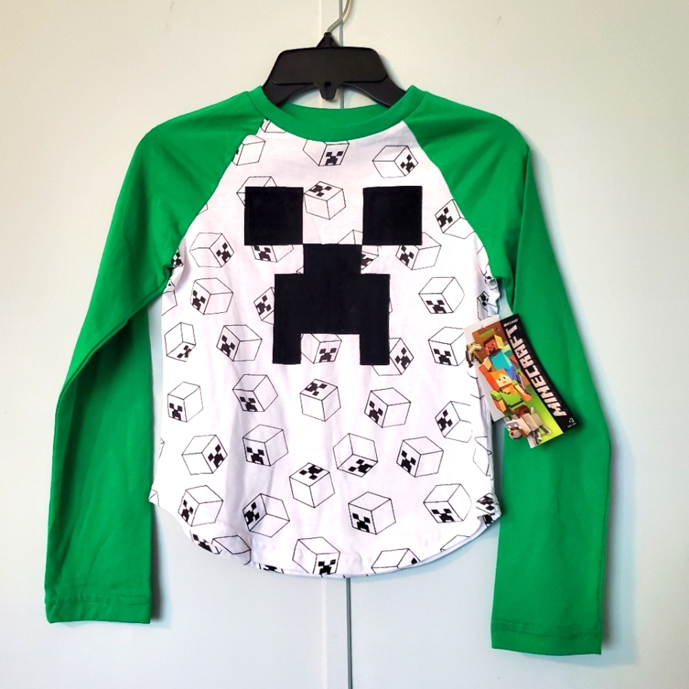 NWT Mojang Minecraft Shirt